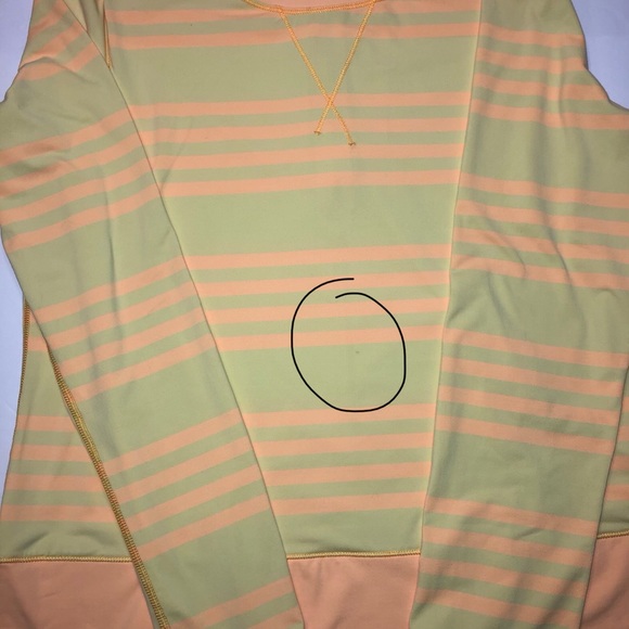 Lululemon yellow, size 8 Longsleeve zippered top - Picture 5 of 5